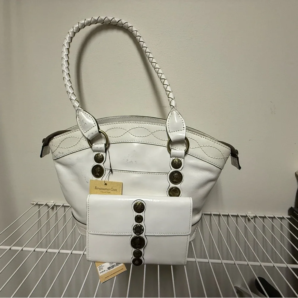 Patricia Nash Renaissance Coin Zorita White Shoulder Bag - Picture 1 of 4